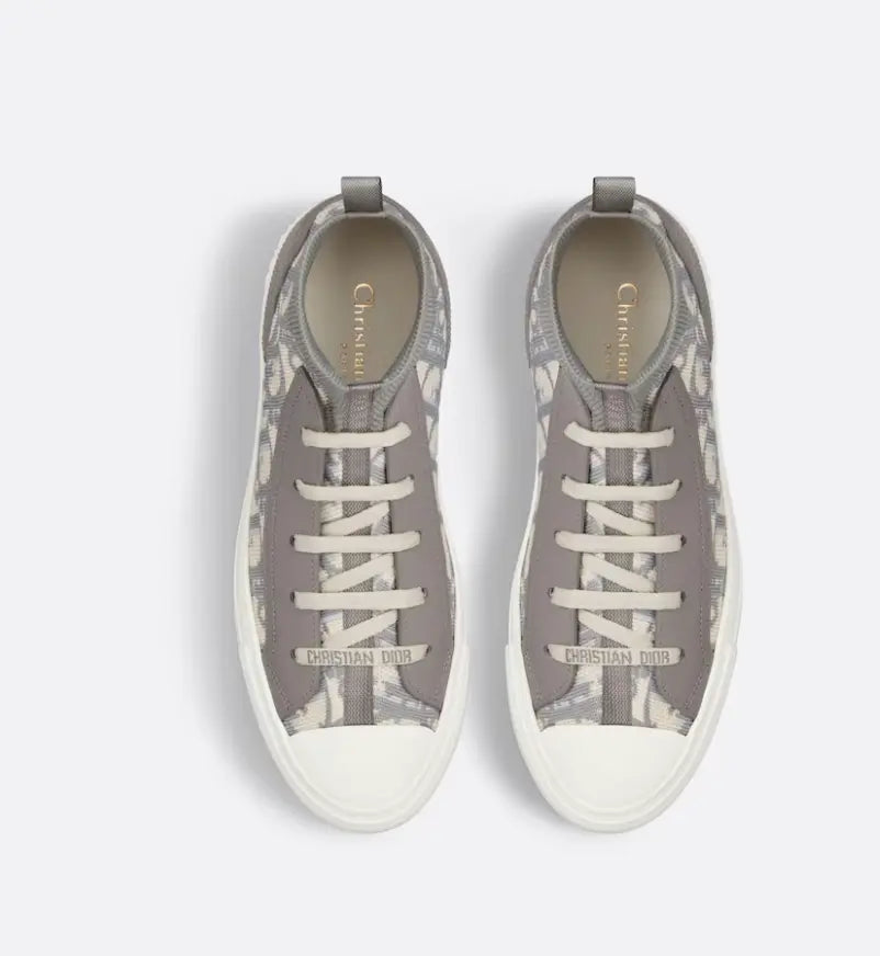 TAJ WALKIN SNEAKERS - Chic by Taj