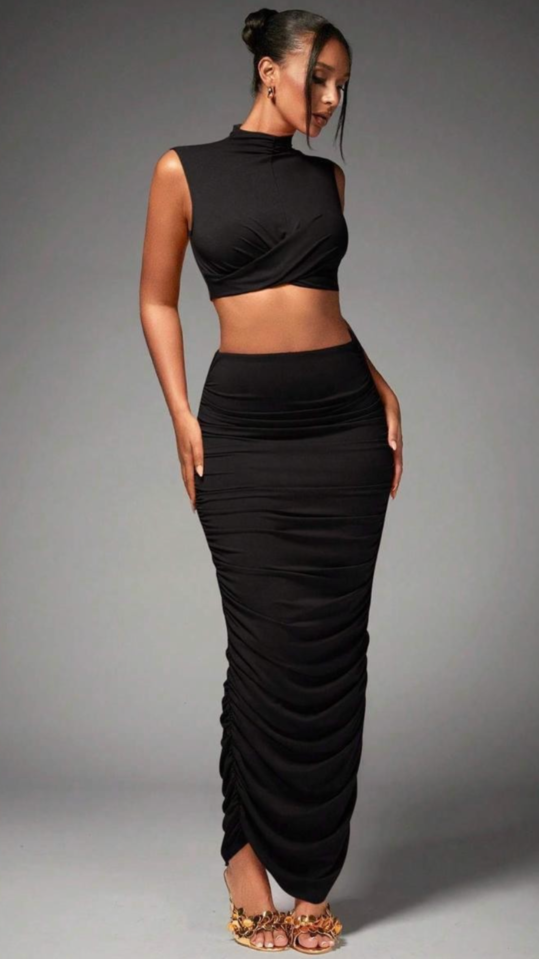 CROPPED VEST AND PLEATED SKIRT TWO PIECE SET